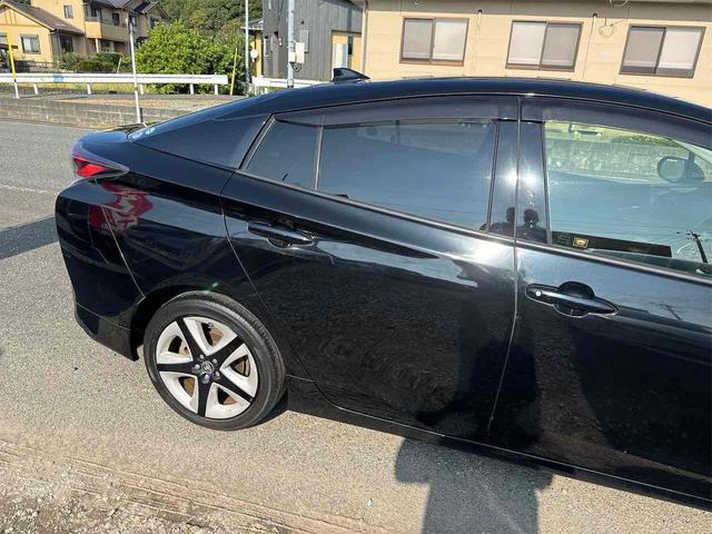 プリウス Ｓツーリングセレクション　ドライブレコーダー　ＥＴＣ　バックカメラ　ナビ　ＴＶ　アルミホイール　ＬＥＤヘッドランプ　ＣＶＴ　シートヒーター　スマートキー　電動格納ミラー　盗難防止システム　ＣＤ　Ｂｌｕｅｔｏｏｔｈ（21枚目）