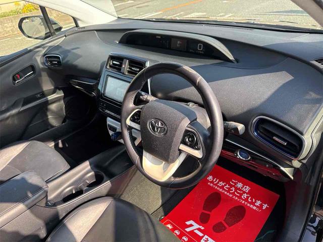 プリウス Ｓツーリングセレクション　ドライブレコーダー　ＥＴＣ　バックカメラ　ナビ　ＴＶ　アルミホイール　ＬＥＤヘッドランプ　ＣＶＴ　シートヒーター　スマートキー　電動格納ミラー　盗難防止システム　ＣＤ　Ｂｌｕｅｔｏｏｔｈ（54枚目）