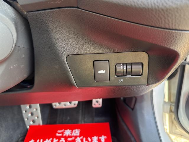 ８６ ＧＴ　ドライブレコーダー　バックカメラ　ナビ　ＴＶ　ＡＴ　オートライト　ＨＩＤ　ＬＥＤヘッドランプ　スマートキー　電動格納ミラー　アルミホイール　盗難防止システム　衝突安全ボディ　ＡＢＳ　ＥＳＣ（9枚目）