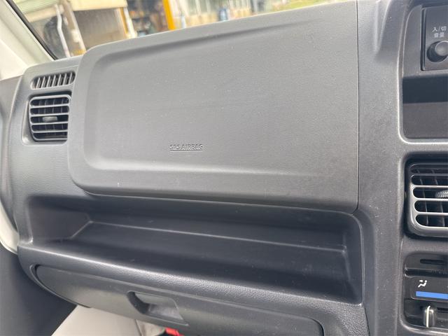 NT100クリッパートラック  DX農繁仕様 4WD デフロック MT エアコン 運転席エアバッグ 助手席エアバッグ(6枚目)