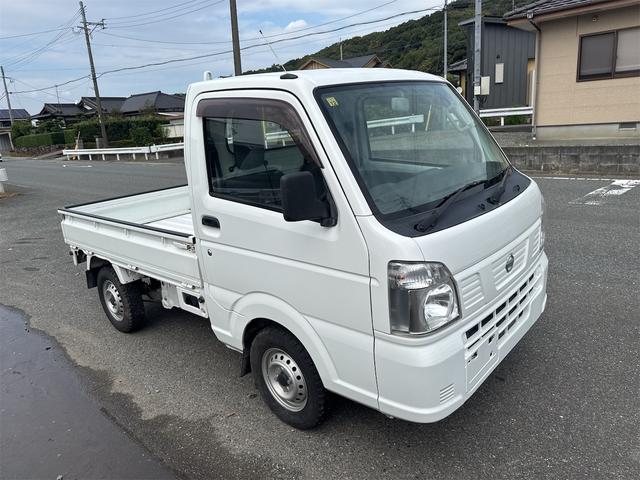 NT100クリッパートラック  DX農繁仕様 4WD デフロック MT エアコン 運転席エアバッグ 助手席エアバッグ(13枚目)
