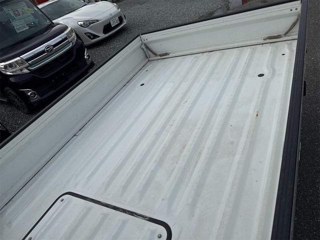 NT100クリッパートラック  DX農繁仕様 4WD デフロック MT エアコン 運転席エアバッグ 助手席エアバッグ(24枚目)