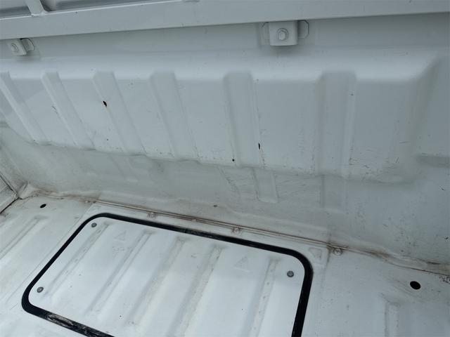 NT100クリッパートラック  DX農繁仕様 4WD デフロック MT エアコン 運転席エアバッグ 助手席エアバッグ(28枚目)