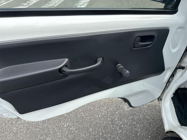 NT100クリッパートラック  DX農繁仕様 4WD デフロック MT エアコン 運転席エアバッグ 助手席エアバッグ(38枚目)