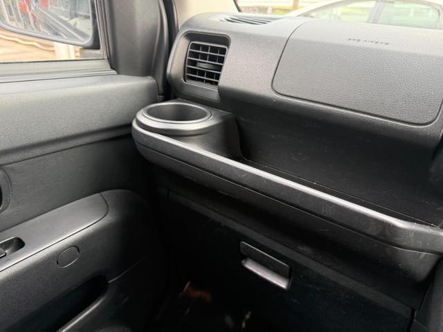 ご覧いただきありがとうございます♪気になったお車がありましたらお気軽にお電話をください♪