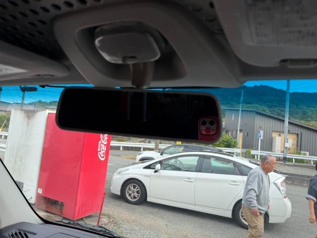 この度は当店のお車をご覧になっていただき、誠にありがとうございます。ぜひじっくりとご検討下さい。気軽にお問合せ・お見積りお待ちしております。