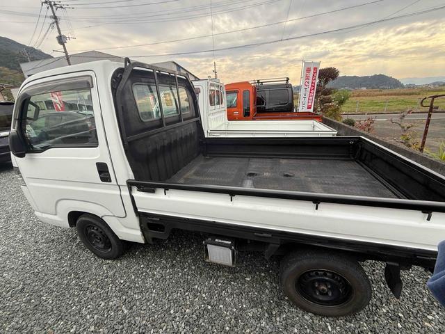 アクティトラック 　ＭＴ　エアコン　パワーステアリング　運転席エアバッグ（7枚目）