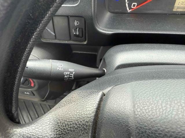 アクティトラック 　ＭＴ　エアコン　パワーステアリング　運転席エアバッグ（22枚目）