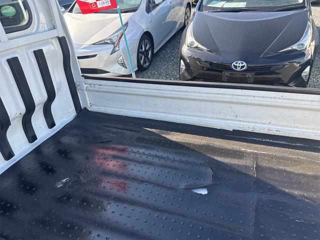 ハイゼットトラック スタンダード　ＭＴ　エアコン　運転席エアバッグ（13枚目）