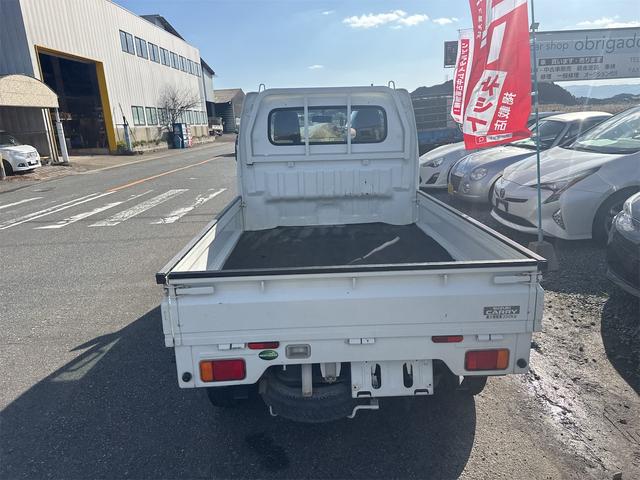 キャリイトラック ＫＣ　【先行初売り】４ＷＤ　ＭＴ　エアコン　運転席エアバッグ（8枚目）