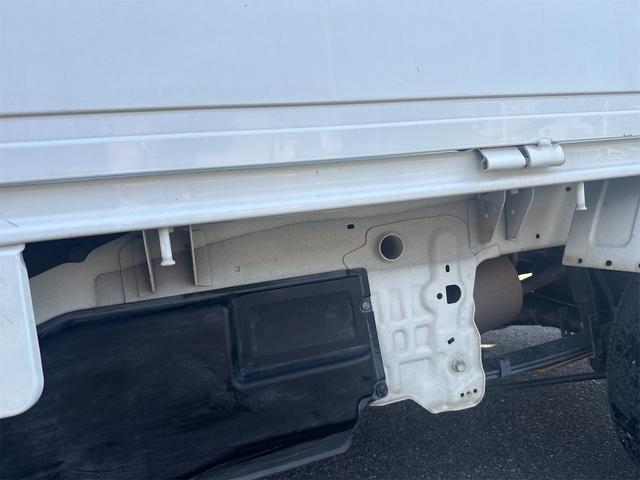 キャリイトラック ＫＣ　【先行初売り】４ＷＤ　ＭＴ　エアコン　運転席エアバッグ（13枚目）