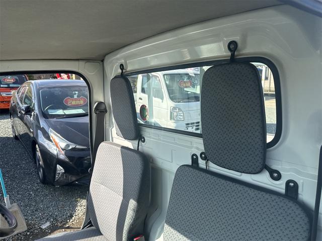 キャリイトラック ＫＣ　【先行初売り】４ＷＤ　ＭＴ　エアコン　運転席エアバッグ（32枚目）