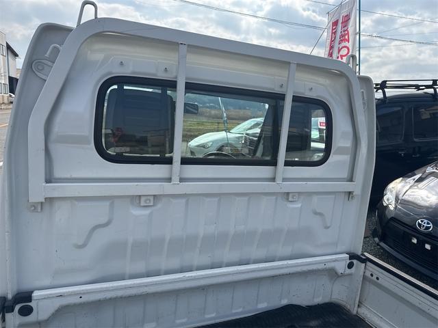 キャリイトラック ＫＣエアコン・パワステ　４ＷＤ　ＭＴ　エアコン　パワーステアリング（13枚目）