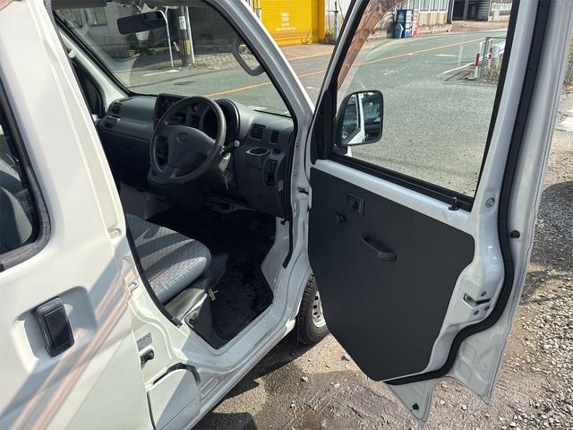 ハイゼットカーゴ スペシャル　ＡＴ　ＥＴＣ　両側スライドドア　エアコン　パワーステアリング　運転席エアバッグ　助手席エアバッグ（12枚目）
