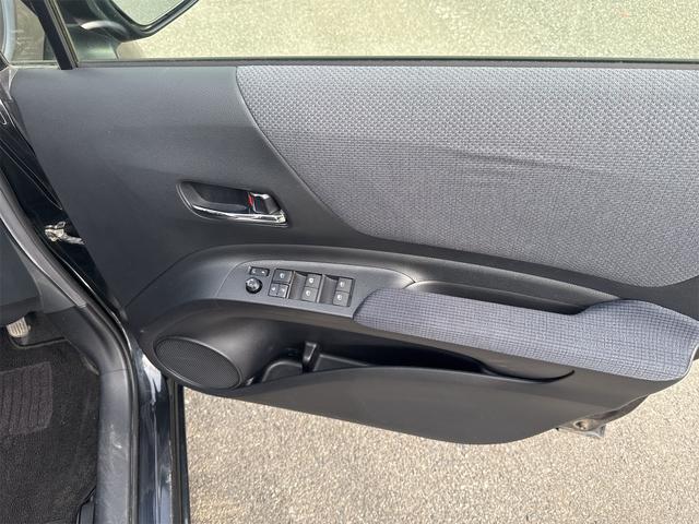 シエンタ ハイブリッドG ドライブレコーダー バックカメラ ナビ TV レーンアシスト 衝突被害軽減システム 両側電動スライドドア オートマチックハイビーム オートライト スマートキー 電動格納ミラー 3列シート CVT(24枚目)