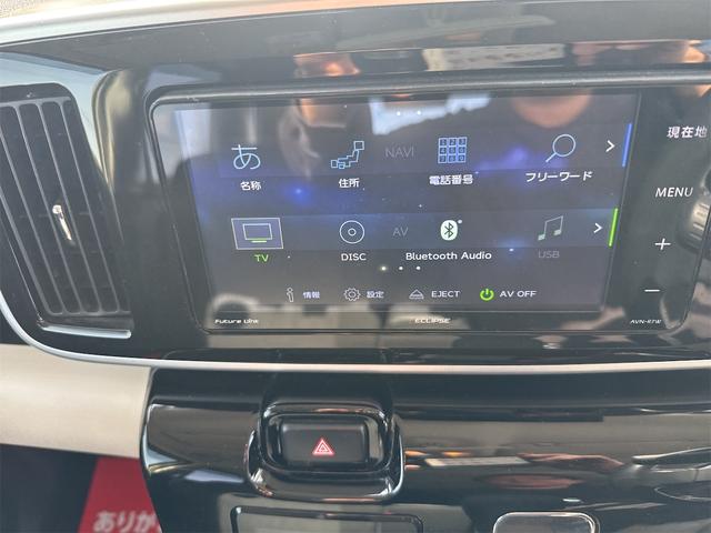 ムーヴキャンバス Ｘリミテッドメイクアップ　ＳＡＩＩＩ　ＥＴＣ　バックカメラ　両側電動スライドドア　ナビ　ＴＶ　クリアランスソナー　衝突被害軽減システム　オートマチックハイビーム　オートライト　スマートキー　アイドリングストップ　電動格納ミラー（5枚目）