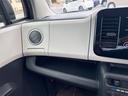 モコ Ｓ　キーレスエントリー　電動格納ミラー　ベンチシート　ＣＶＴ　盗難防止システム　ＡＢＳ　ＣＤ　ＵＳＢ　衝突安全ボディ　エアコン　パワーステアリング　パワーウィンドウ（7枚目）