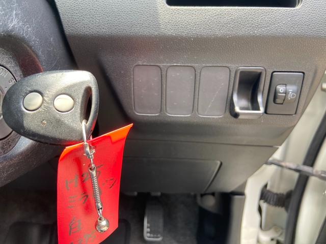 ミラ ＴＸ　走行距離６０，８４５Ｋｍ　フル装備　パワーウインドウ　キーレス　ＡＭＦＭラジオ　インパネオートマ車　ヘッドライトレベライザー　修復歴無し（14枚目）