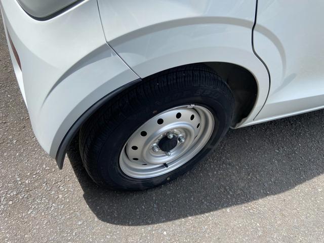 アルト ＶＰ　５速ミッション車　走行距離３２，０２６Ｋｍ　キーレス　エアバッグ　ヘッドライトレベライザー　ＡＭ／ＦＭラジオ　エアコン　パワステ　５ドア車　積載量２００Ｋｇ（25枚目）