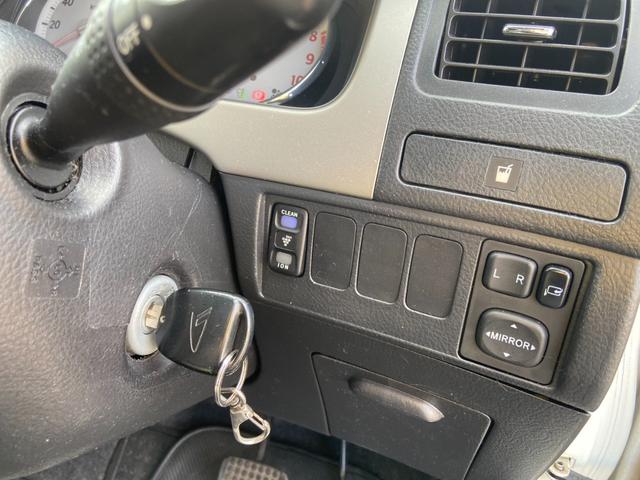 ムーヴ カスタム X ディスチャージヘッドライト セキュリティアラーム プライバシーガラス オートAC キーレス アルミ Wエアバッグ ABS 電動格納ドアミラー(14枚目)