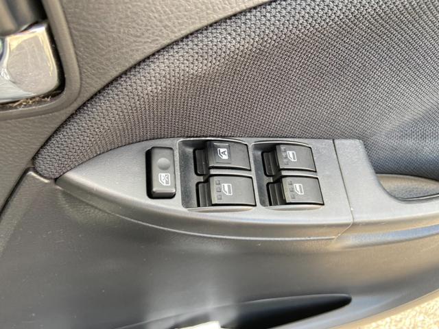 ムーヴ カスタム X ディスチャージヘッドライト セキュリティアラーム プライバシーガラス オートAC キーレス アルミ Wエアバッグ ABS 電動格納ドアミラー(15枚目)