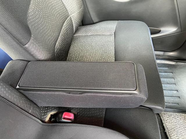 ムーヴ カスタム X ディスチャージヘッドライト セキュリティアラーム プライバシーガラス オートAC キーレス アルミ Wエアバッグ ABS 電動格納ドアミラー(16枚目)