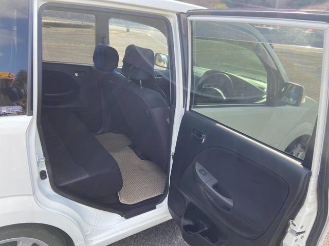 ムーヴ カスタム X ディスチャージヘッドライト セキュリティアラーム プライバシーガラス オートAC キーレス アルミ Wエアバッグ ABS 電動格納ドアミラー(18枚目)