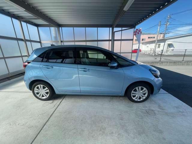 フィット ホーム　純正８インチナビ／バックモニター／ＥＴＣ／ドラレコ前後（5枚目）