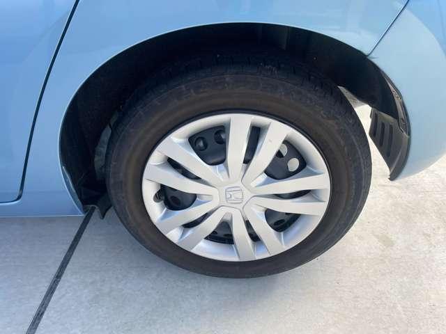 フィット ホーム　純正８インチナビ／バックモニター／ＥＴＣ／ドラレコ前後（11枚目）