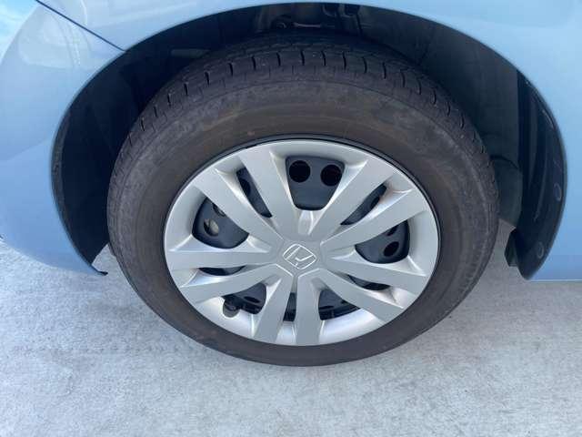 フィット ホーム　純正８インチナビ／バックモニター／ＥＴＣ／ドラレコ前後（12枚目）