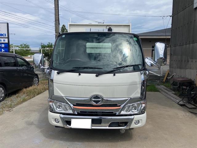 デュトロ 全低床ダンプ　ナビＴＶ　ディーゼル車　オートマ車　最大積載量２０００ｋｇ　車検令和８年３月まで　エアコン　パワステ　パワーウィンドウ（3枚目）