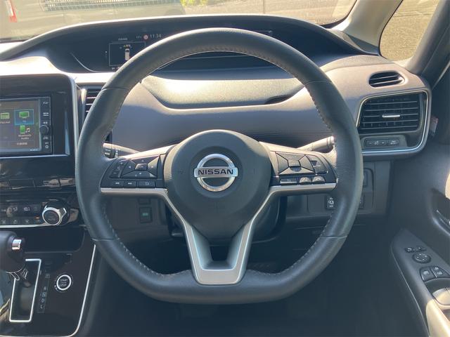 セレナ ハイウェイスターＶ　ＥＴＣ　全周囲カメラ　ナビ　ＴＶ　クリアランスソナー　オートクルーズコントロール　衝突被害軽減システム　両側電動スライドドア　オートライト　ＬＥＤヘッドランプ　スマートキー　アイドリングストップ（3枚目）