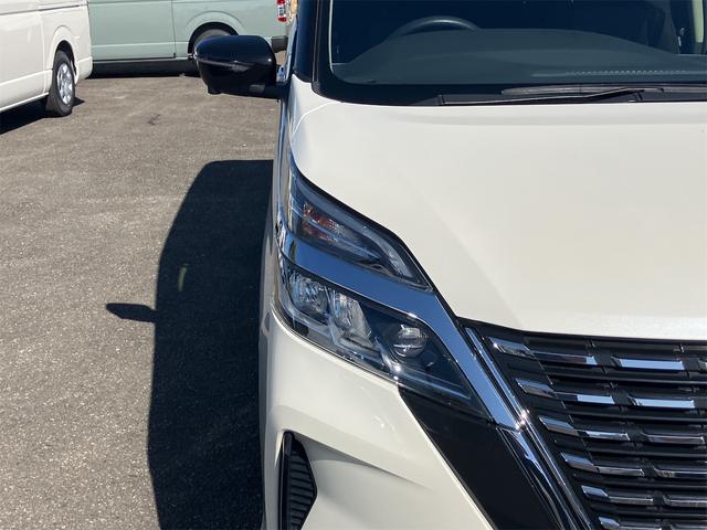 セレナ ハイウェイスターＶ　ＥＴＣ　全周囲カメラ　ナビ　ＴＶ　クリアランスソナー　オートクルーズコントロール　衝突被害軽減システム　両側電動スライドドア　オートライト　ＬＥＤヘッドランプ　スマートキー　アイドリングストップ（18枚目）