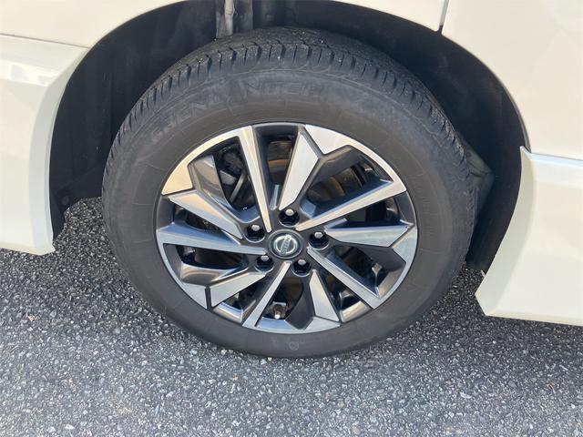 セレナ ハイウェイスターＶ　ＥＴＣ　全周囲カメラ　ナビ　ＴＶ　クリアランスソナー　オートクルーズコントロール　衝突被害軽減システム　両側電動スライドドア　オートライト　ＬＥＤヘッドランプ　スマートキー　アイドリングストップ（20枚目）