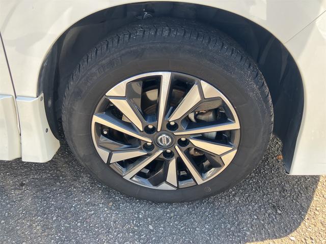 セレナ ハイウェイスターＶ　ＥＴＣ　全周囲カメラ　ナビ　ＴＶ　クリアランスソナー　オートクルーズコントロール　衝突被害軽減システム　両側電動スライドドア　オートライト　ＬＥＤヘッドランプ　スマートキー　アイドリングストップ（33枚目）