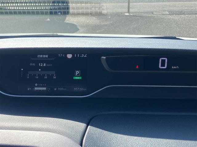 セレナ ハイウェイスターＶ　ＥＴＣ　全周囲カメラ　ナビ　ＴＶ　クリアランスソナー　オートクルーズコントロール　衝突被害軽減システム　両側電動スライドドア　オートライト　ＬＥＤヘッドランプ　スマートキー　アイドリングストップ（54枚目）