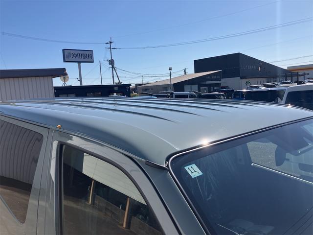 ハイエースバン ロングスーパーＧＬ　アースカラーパッケージ　登録済み未使用車　全周囲カメラ　クリアランスソナー　レーンアシスト　衝突被害軽減システム　両側電動スライドドア　オートマチックハイビーム　オートライト　ＬＥＤヘッドランプ（16枚目）