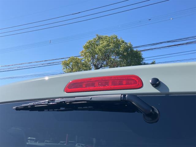 ハイエースバン ロングスーパーＧＬ　アースカラーパッケージ　登録済み未使用車　全周囲カメラ　クリアランスソナー　レーンアシスト　衝突被害軽減システム　両側電動スライドドア　オートマチックハイビーム　オートライト　ＬＥＤヘッドランプ（24枚目）