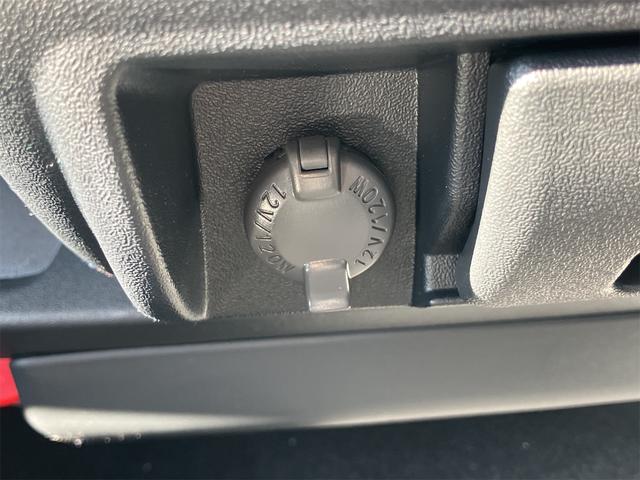 ハイエースバン ロングスーパーＧＬ　アースカラーパッケージ　登録済み未使用車　全周囲カメラ　クリアランスソナー　レーンアシスト　衝突被害軽減システム　両側電動スライドドア　オートマチックハイビーム　オートライト　ＬＥＤヘッドランプ（35枚目）