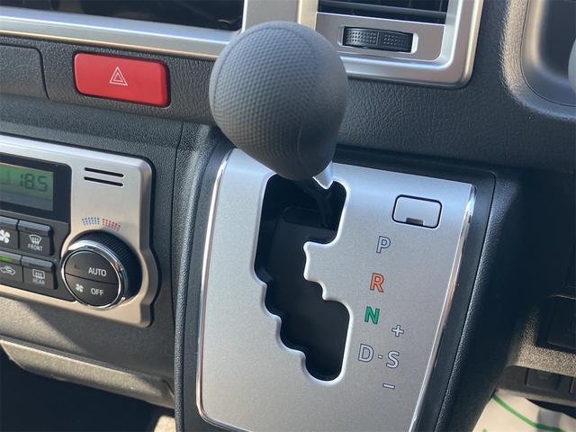 ハイエースバン ロングスーパーＧＬ　アースカラーパッケージ　登録済み未使用車　全周囲カメラ　クリアランスソナー　レーンアシスト　衝突被害軽減システム　両側電動スライドドア　オートマチックハイビーム　オートライト　ＬＥＤヘッドランプ（36枚目）