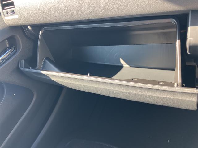 ハイエースバン ロングスーパーＧＬ　アースカラーパッケージ　登録済み未使用車　全周囲カメラ　クリアランスソナー　レーンアシスト　衝突被害軽減システム　両側電動スライドドア　オートマチックハイビーム　オートライト　ＬＥＤヘッドランプ（40枚目）