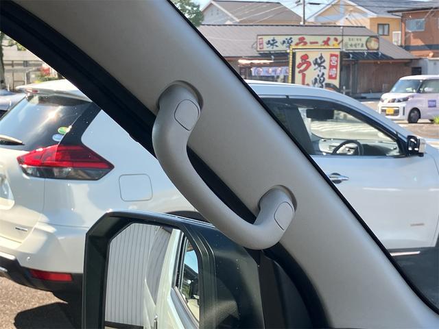 ハイエースバン ロングスーパーＧＬ　アースカラーパッケージ　登録済み未使用車　全周囲カメラ　クリアランスソナー　レーンアシスト　衝突被害軽減システム　両側電動スライドドア　オートマチックハイビーム　オートライト　ＬＥＤヘッドランプ（42枚目）