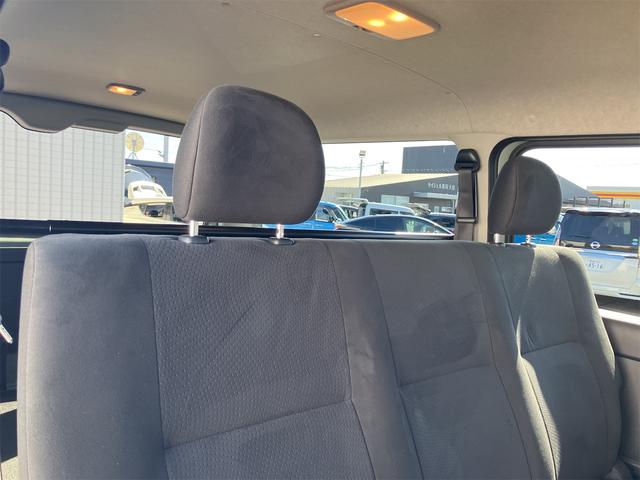 ハイエースバン ロングスーパーＧＬ　アースカラーパッケージ　登録済み未使用車　全周囲カメラ　クリアランスソナー　レーンアシスト　衝突被害軽減システム　両側電動スライドドア　オートマチックハイビーム　オートライト　ＬＥＤヘッドランプ（63枚目）