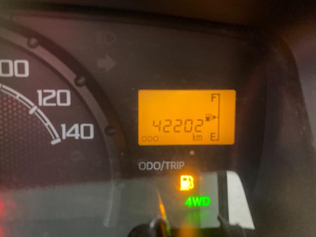 ハイゼットトラック スタンダード　４ＷＤ　マニュアル５速車　エアコン　パワステ　運転席エアバック　積載量３５０Ｋｇ　平成２９年式　走行距離４２２０２ｋｍ　６６０ＣＣ（14枚目）