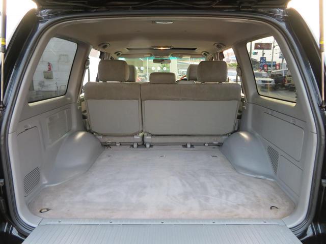 TOYOTA LAND CRUISER 100 VX LIMITED TOURING EDITION