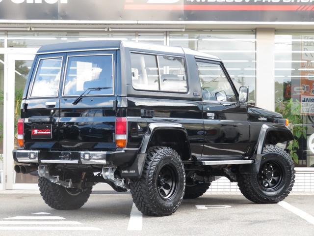 ランクル73 社外FRPオーバーフェンダー