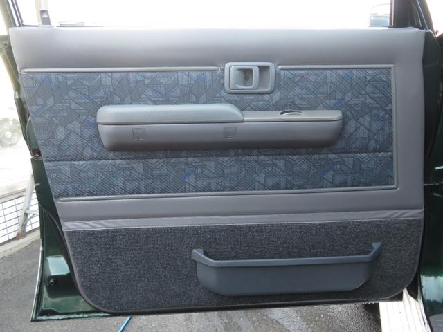 ランドクルーザー７０ ＺＸ　ユーザー買取車　前後デフロック　ノーマル車高　純正ＡＷ　ＢＦ／ＡＴタイヤ５本　フェンダーミラー　ＬＥＤヘッドライト　ＳＤナビ　地デジＴＶ　Ｂｌｕｅｔｏｏｔｈ対応　バックカメラ　社外スピーカー　ＥＴＣ（18枚目）