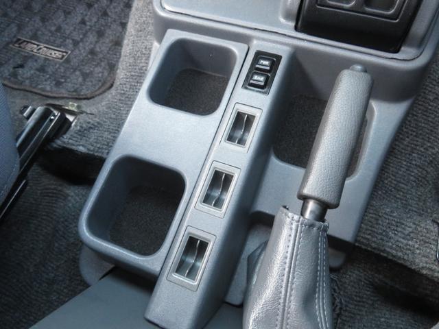 ランドクルーザー７０ ＺＸ　ユーザー買取車　前後デフロック　ノーマル車高　純正ＡＷ　ＢＦ／ＡＴタイヤ５本　フェンダーミラー　ＬＥＤヘッドライト　ＳＤナビ　地デジＴＶ　Ｂｌｕｅｔｏｏｔｈ対応　バックカメラ　社外スピーカー　ＥＴＣ（54枚目）