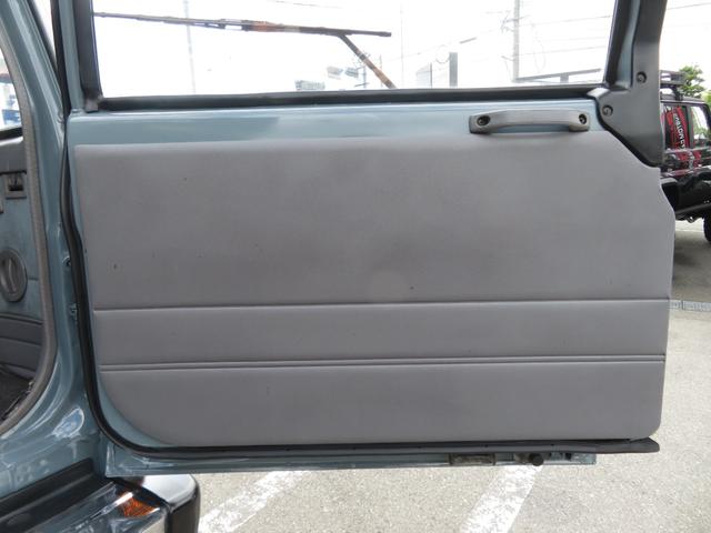 ランドクルーザープラド ＳＸワイド　新品全塗装アンヴィルグレー　ナロー仕様　新品クリスタルレンズ　純正車高　新品クロスカントリーＡＷ　新品ＢＦグッドリッチ製ＡＴタイヤ　新品シートカバー（23枚目）