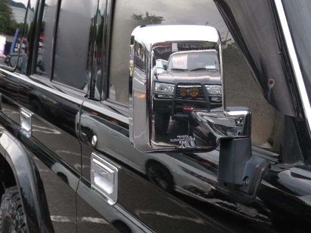 ランドクルーザープラド 　５ＭＴ　後期モデルワイド　全塗装ブラック　買取車　２インチＵＰコイルスプリング　社外ショックアブソーバー　新品ジオランダーＭＴタイヤ　社外アルミホイール　ＥＴＣ　ロックフォードスピーカー　シートカバー（34枚目）